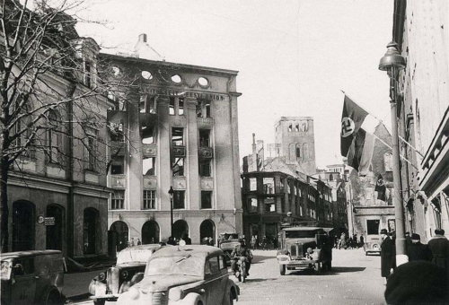 Karja tänav 1944 pärast venelaste õhurünnakut