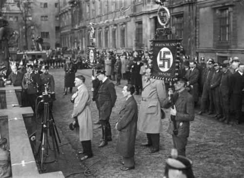 4. apr. 1932 - Hitler peab kõnet Berliinis Lustgartenis