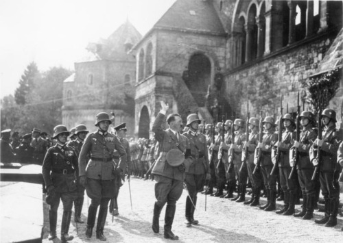 30. sept. 1934 - Hitleri saabumine Tänupühale