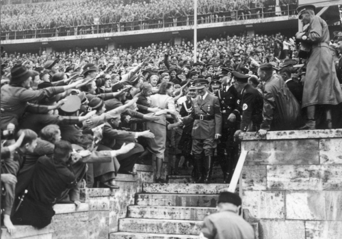 1. mai 1939. Miiting Berliini olümpiastaadionil. 