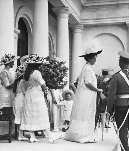 Livadia 1912. Keskel Aleksandra