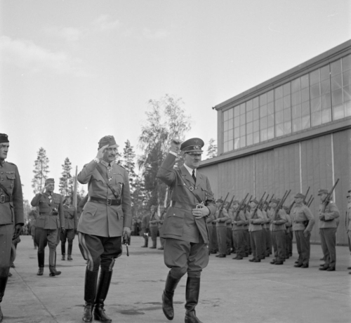 Mannerheim ja Hitler Immola lennuväljal.